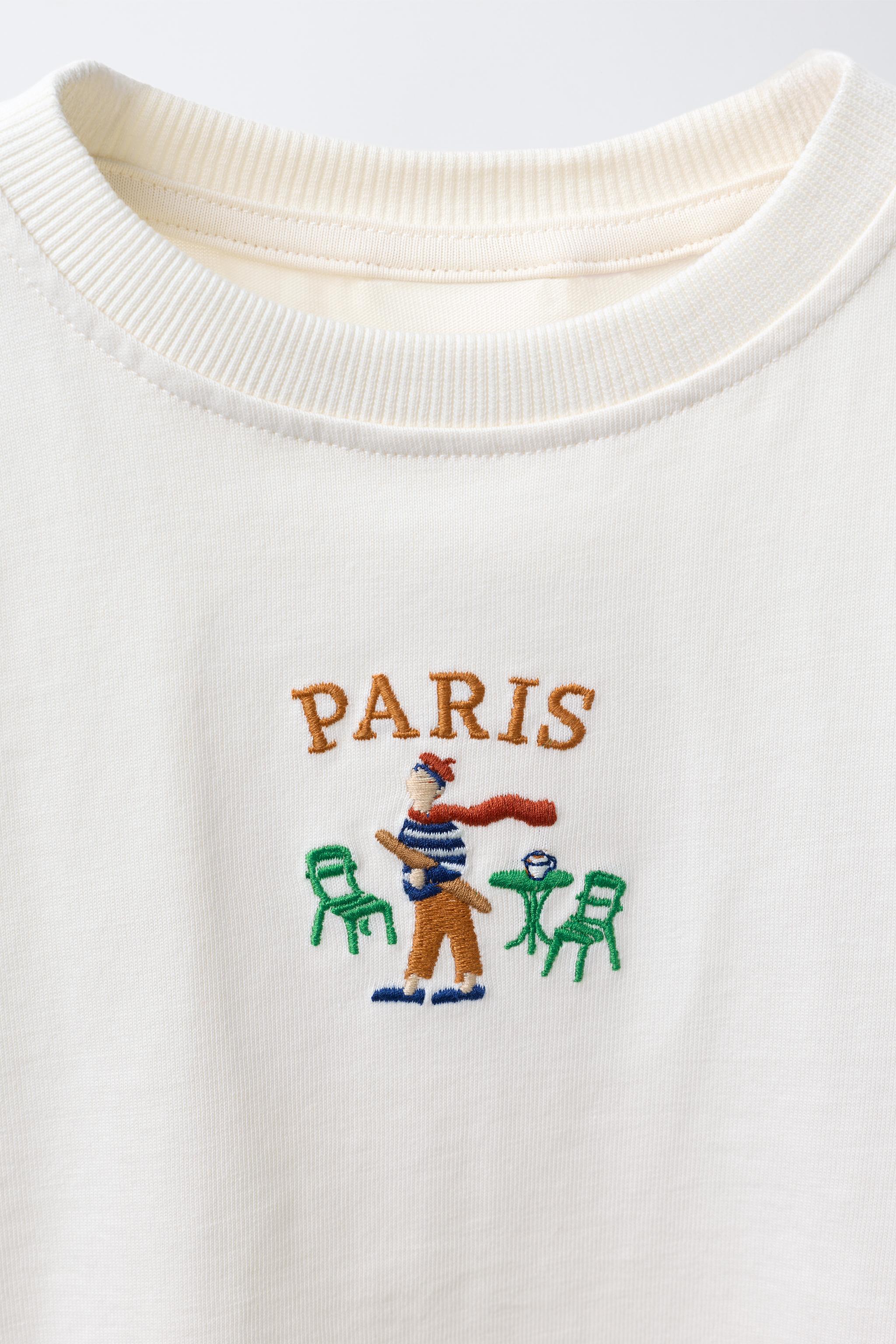 EMBROIDERED T-SHIRT